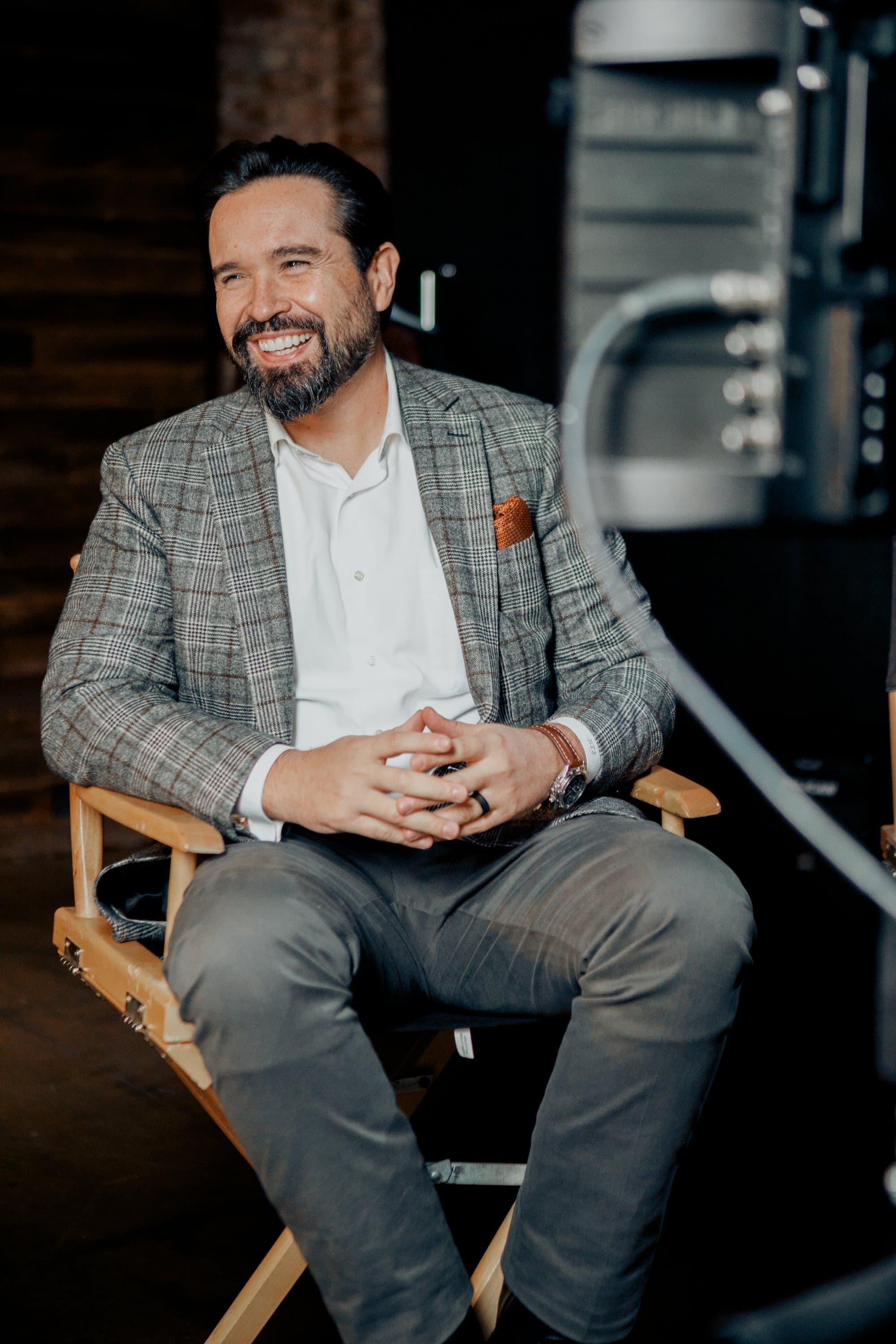 Bob Simon of Simon Law Group on set